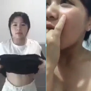 Video call cùng bé teen cực non thẩm du trong nhà vệ sinh