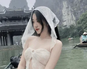 Tràng An Ninh Bình du xuân chơi độ hàng găm bi